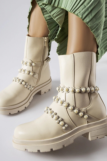 Beżowe botki zdobione... 2