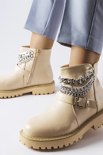 Beżowe botki z ozdobnymi... 2