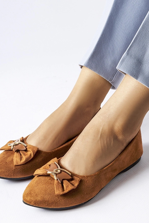 Brązowe balerinki ze szpiczastym...