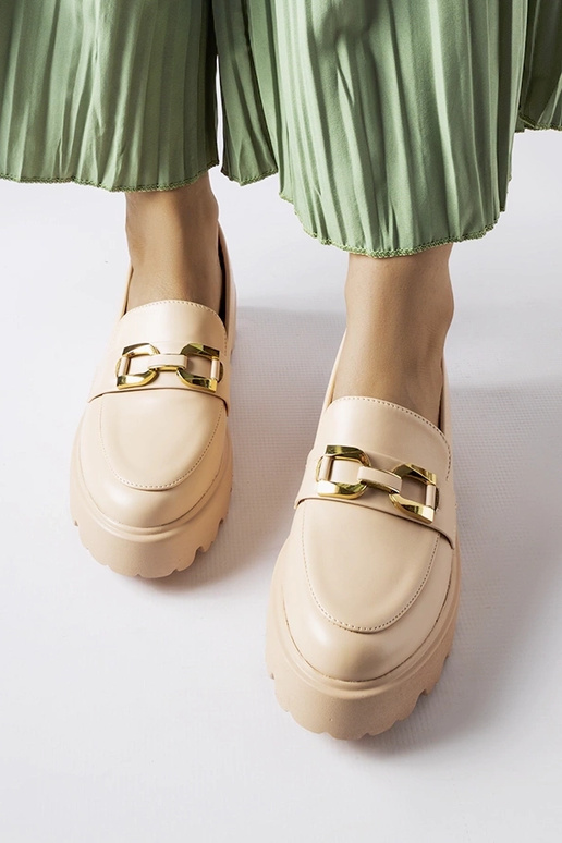 Beżowe damskie mokasyny zdobione...