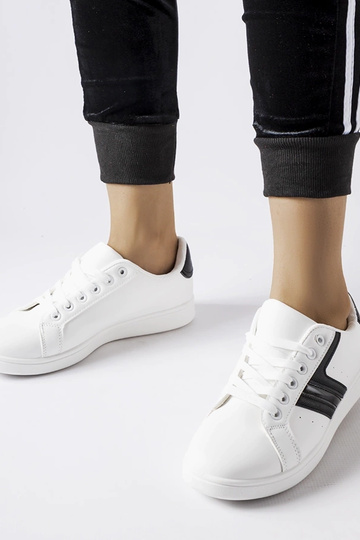 Białe sneakersy z czarnymi wstawkami Rizzo