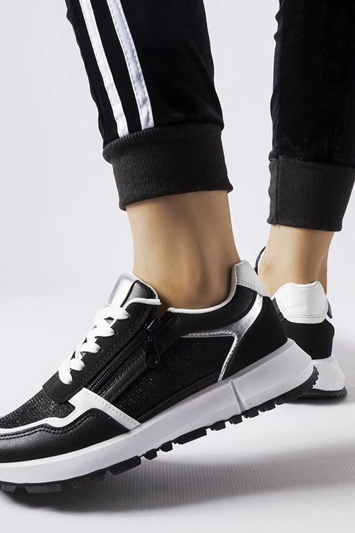 Czarne ozdobne sneakersy Camuzzoni