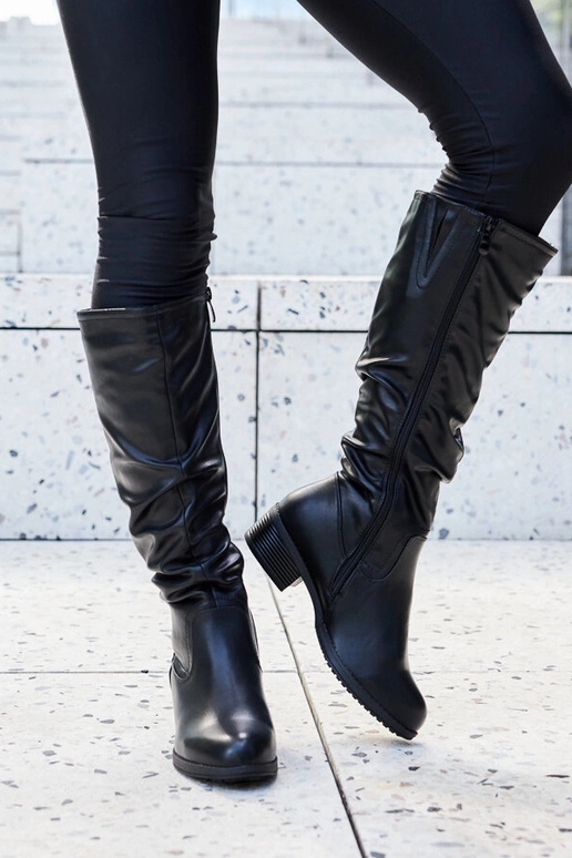 Black patent leather insulated boots... Black patent leather insulated boots...