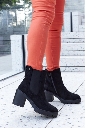 Beige boots Huff