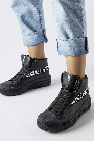 White trainers Big Star...