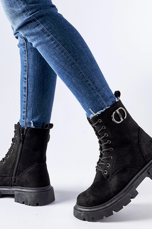 Beige insulated boots with chain...