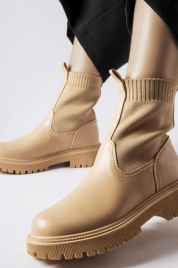 White trainers Big Star...