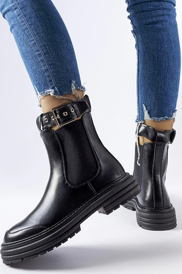 Black Valdez insulated boots 2