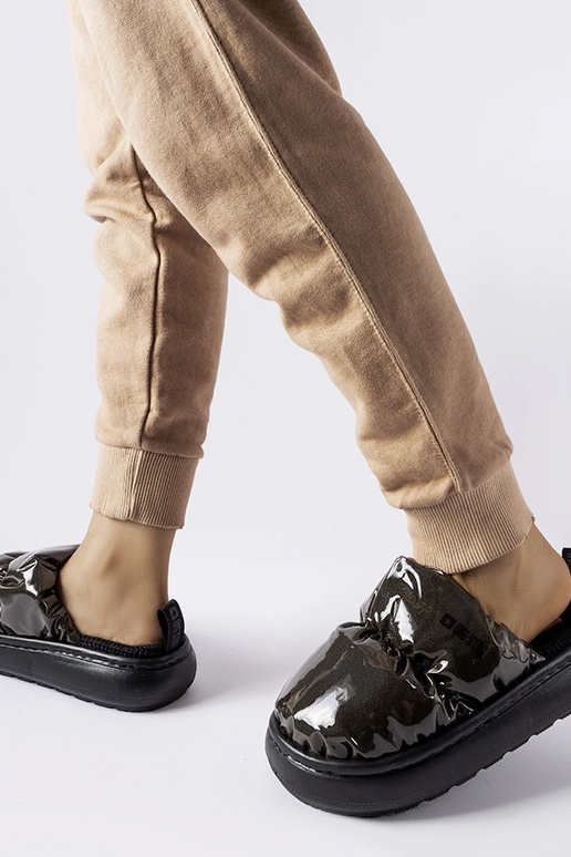 Różowe ocieplane kapcie Big Star...