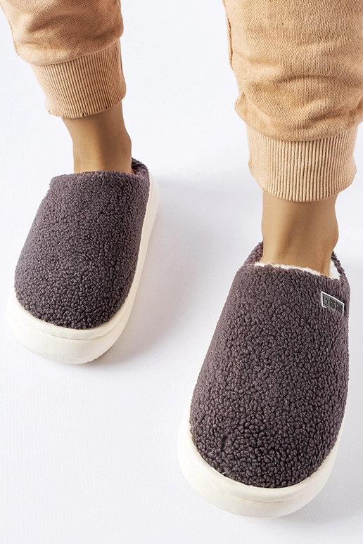 Różowe ocieplane kapcie Big Star...