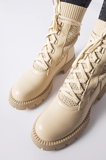 Beige boots Huff 2