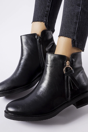 Beige boots Huff 2