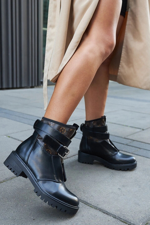 Black Valdez insulated boots