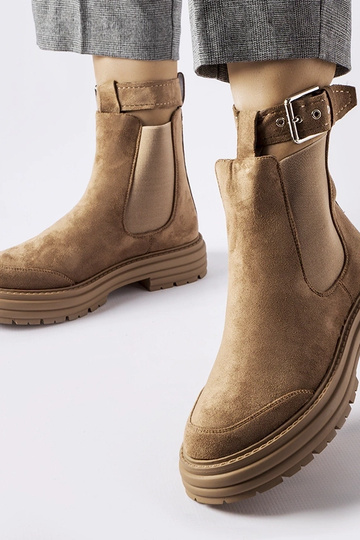 Black Valdez insulated boots