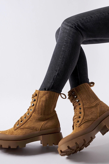 White trainers Big Star... 2