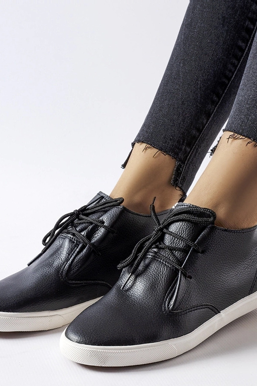 Beige trainers Venancia