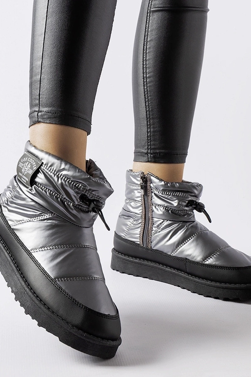 Black snowboots Arana