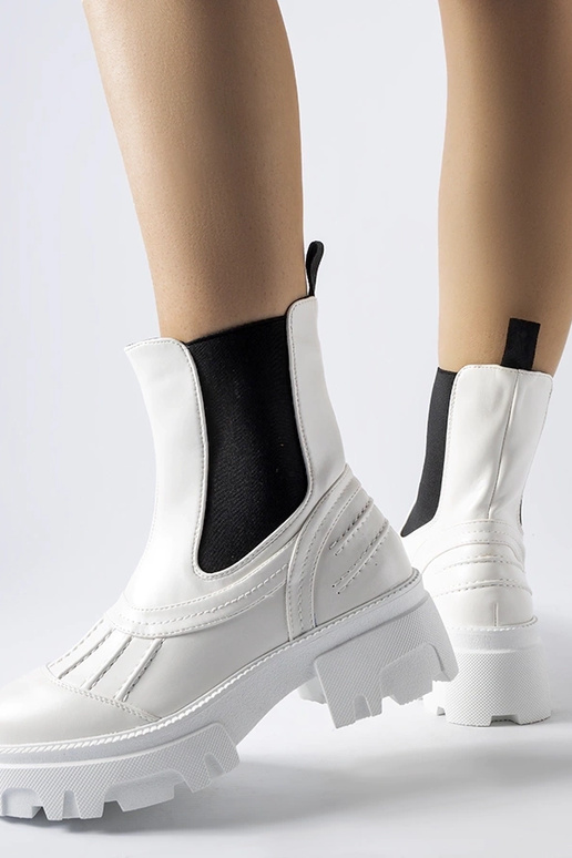 Białe masywne ocieplane workery Carruba