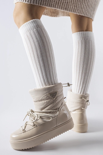 Black snowboots Arana