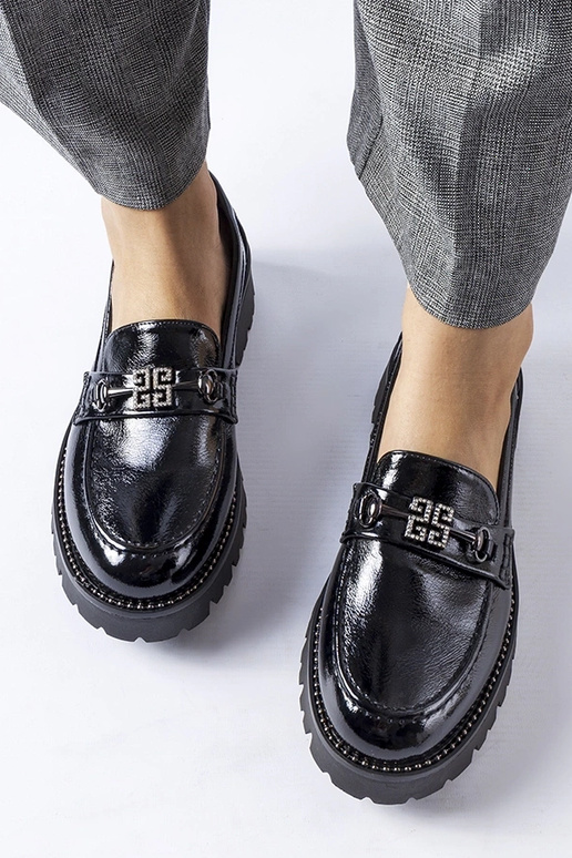 Czarne lakierowane mokasyny z... Czarne lakierowane mokasyny z...