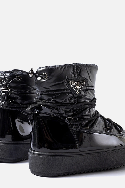 Czarne lakierowane śniegowce z gumką...