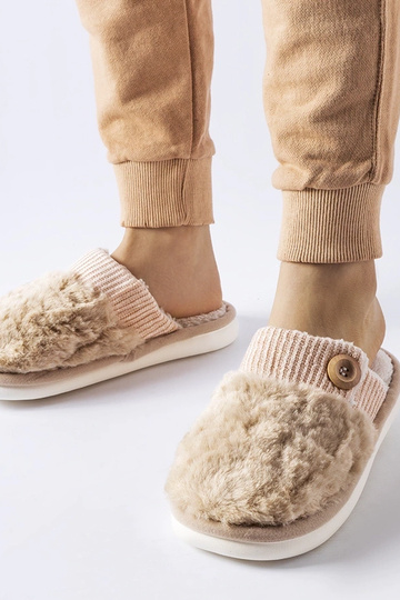 Black slippers with fur insulated Valle