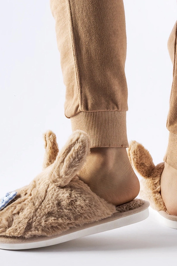 Black slippers with fur insulated Valle 2