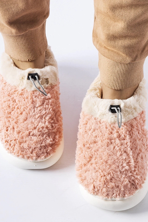 Black slippers with fur insulated Valle