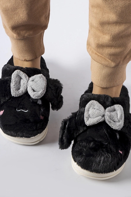 Black slippers with fur insulated Valle