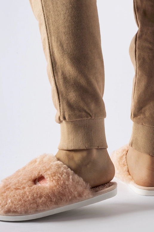 Black slippers with fur insulated Valle