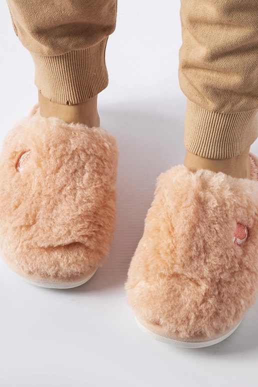 Black slippers with fur insulated Valle