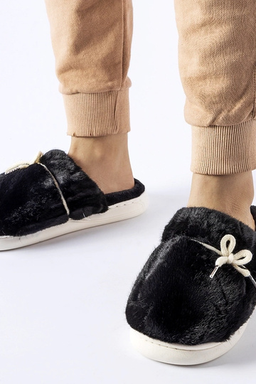 Black slippers with fur insulated Valle 2