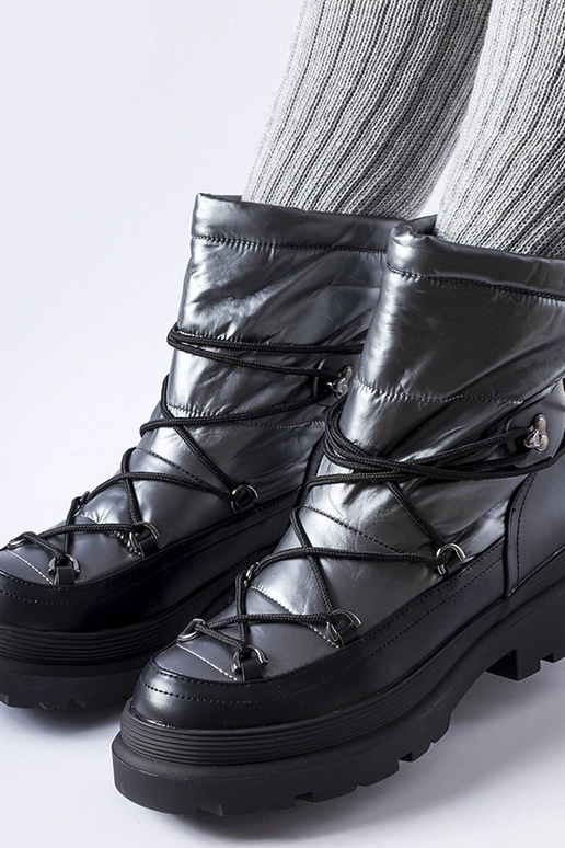 Black snowboots Arana