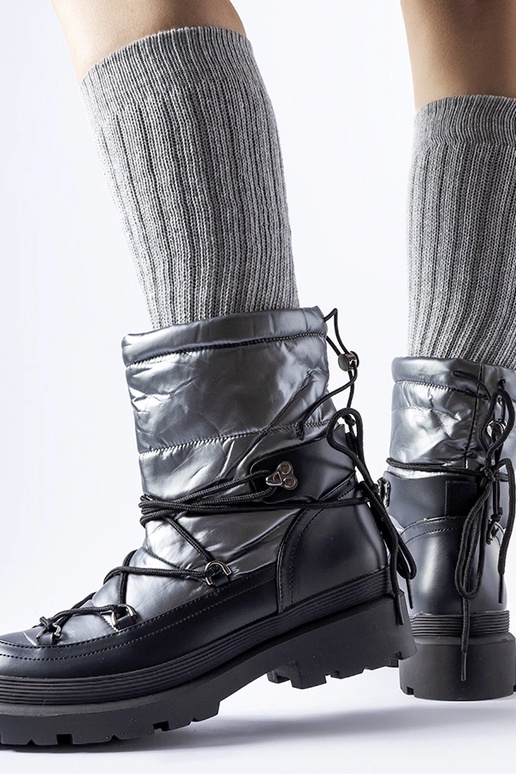 Black snowboots Arana