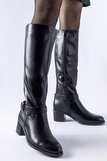 Black insulated boots Castro 2