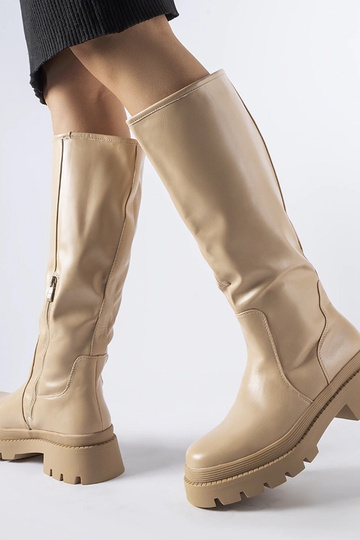 Black patent leather insulated boots Campi 2
