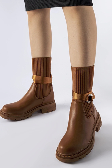 White trainers Big Star... 2