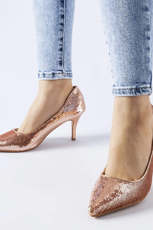 Różowe cekinowe czółenka na szpilce...