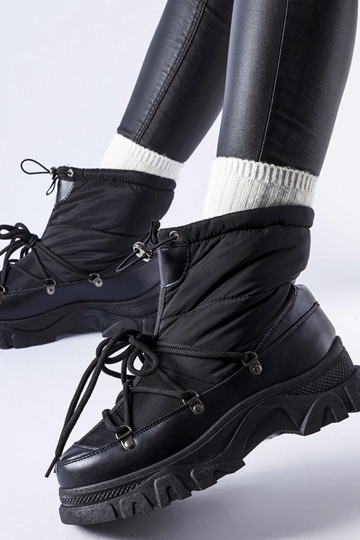 Black snowboots Arana