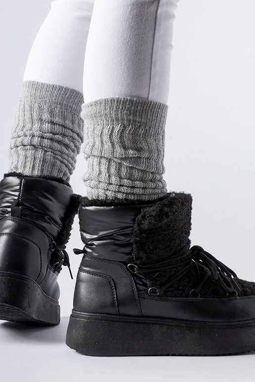 Black Kanga women's snow boots