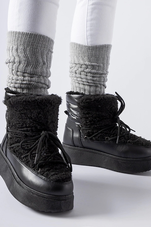 Black Kanga women's snow boots