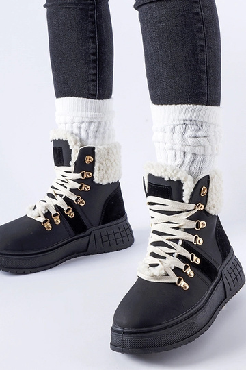 Beige boots Huff