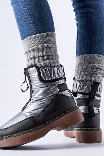 Black snowboots Arana 2