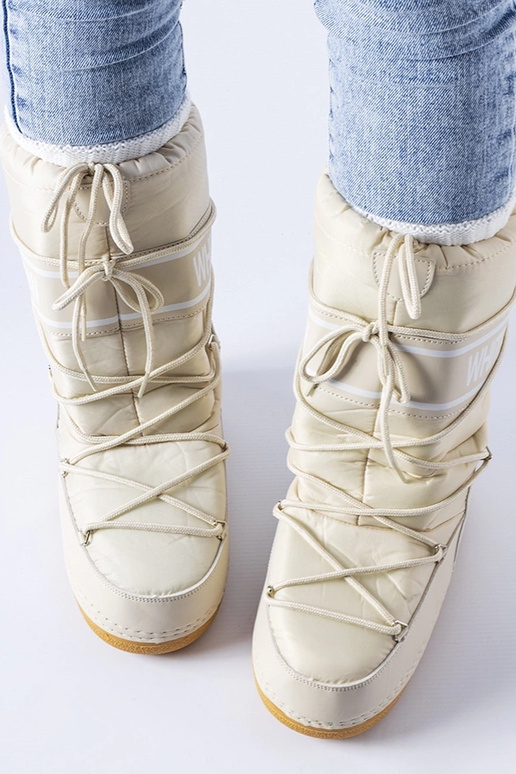 Black Kanga women's snow boots