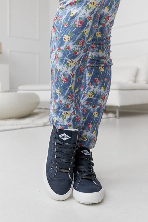 Granatowe trampki Lee Cooper...
