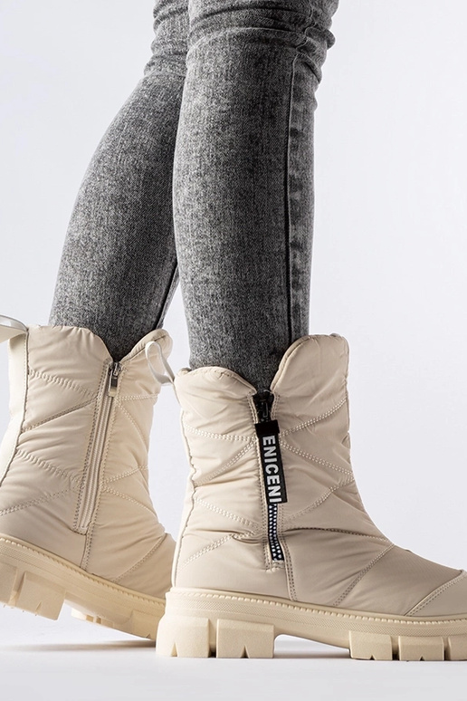 Black snowboots Arana