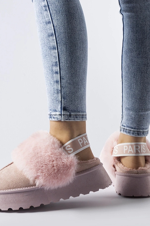 Black slippers with fur insulated Valle