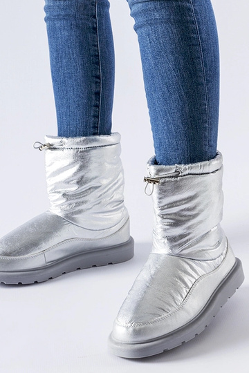 Black snowboots Arana