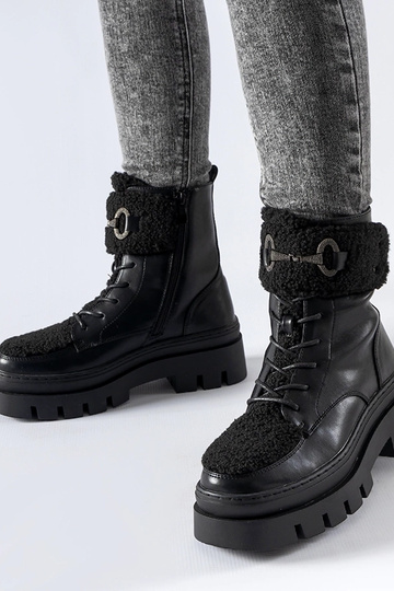 Beige boots Huff