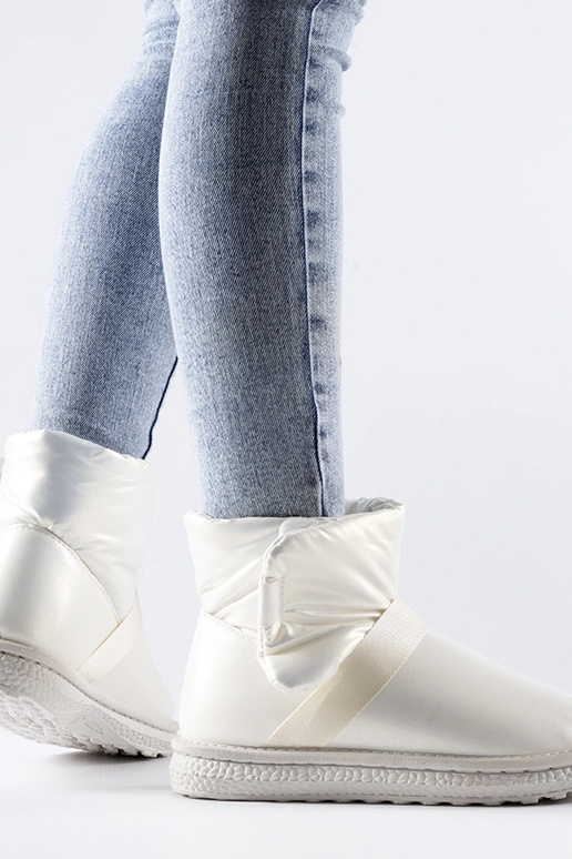 Black snowboots Arana